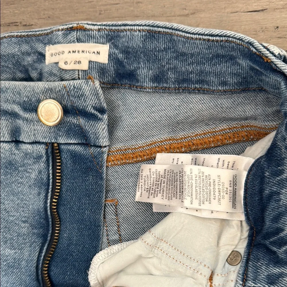Good American High Rise Blue Jeans - Picture 2 of 6